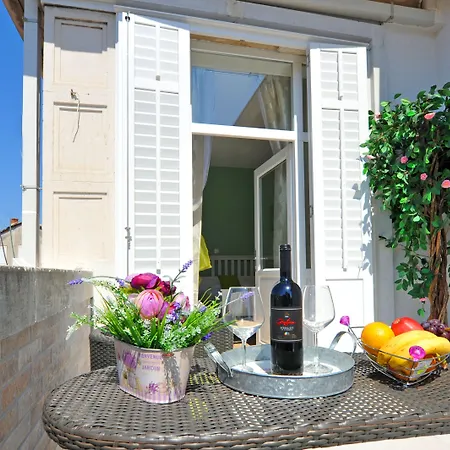 Vendégház Luxury Nirvana 4*