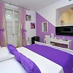 Penzion Luxury Nirvana 4*