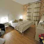 Luxury Nirvana Penzion 4*