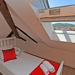 Luxury Nirvana Split