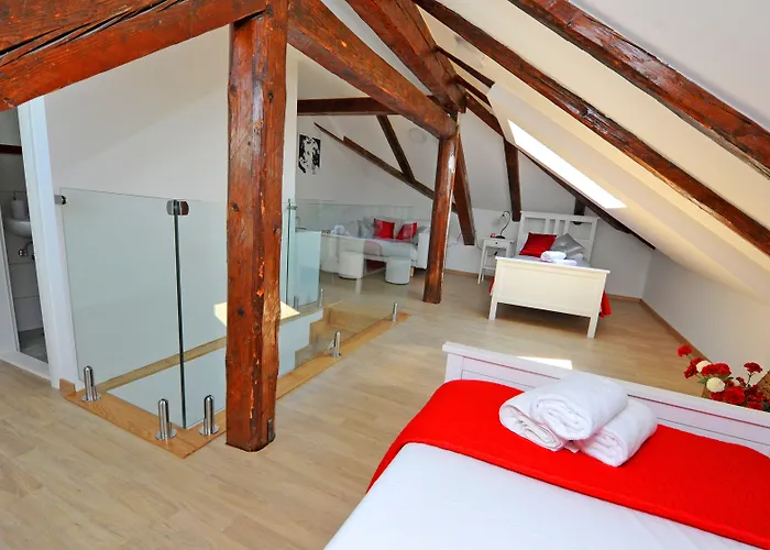 Konukevi Luxury Nirvana 4*
