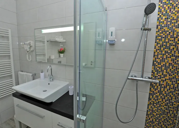 Luxury Nirvana 4*
