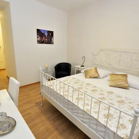 Luxury Nirvana Gostinjska kuća