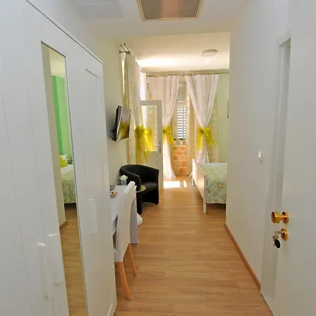 Gostinjska kuća Luxury Nirvana Split