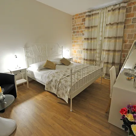 Luxury Nirvana Pensionat 4*