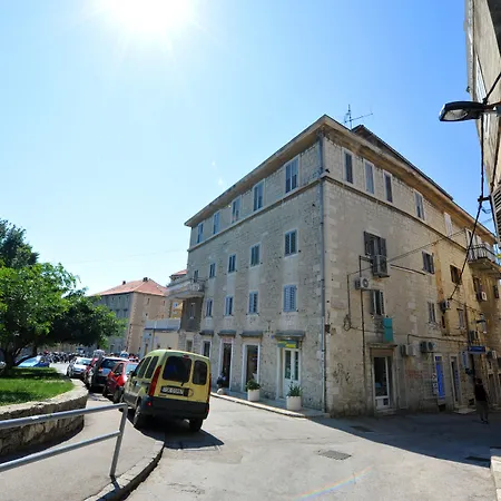 Luxury Nirvana Gostinjska kuća