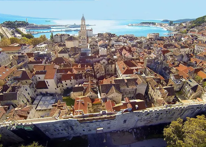 Luxury Nirvana Affittacamere 4*